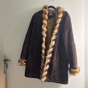Vintage Dennis Basso Brown Leather Faux Fur Coat stunning beautiful warm jacket